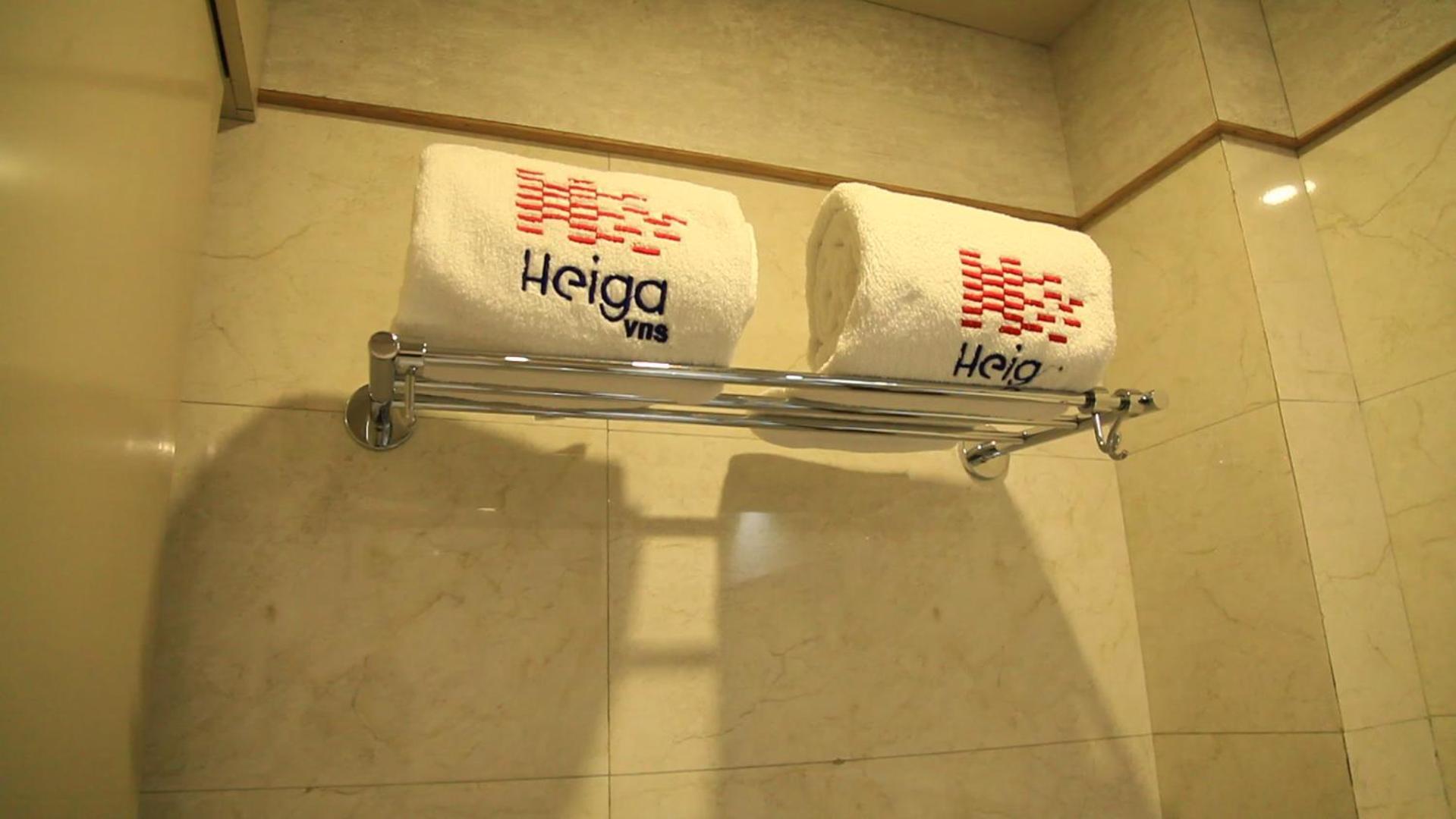 Hotel Heiga Vns 실롱 객실 사진